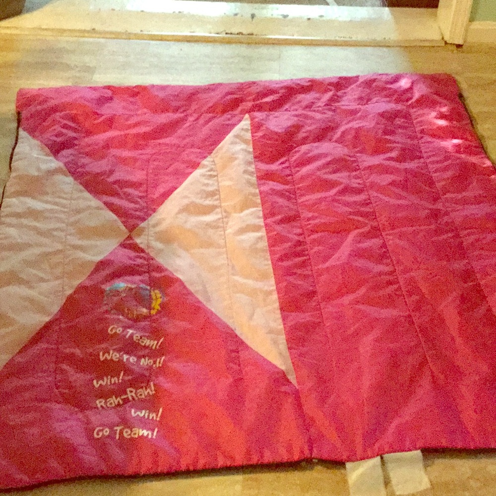 Kids cheer hot pink sleeping bag